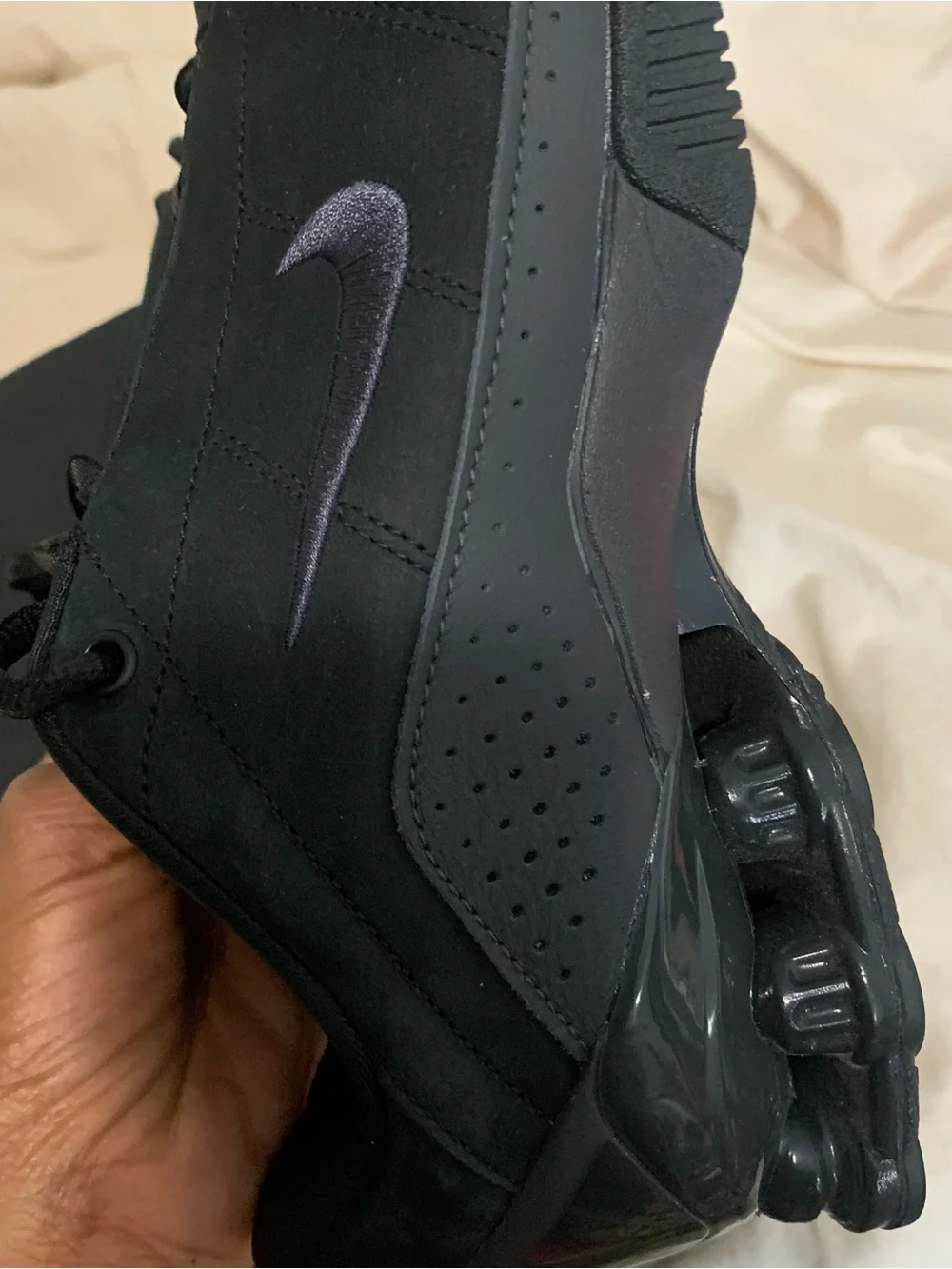 Nike Black Women S Total 90 Shox Magia Sneakers / Anthracite